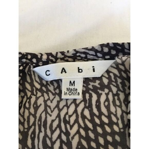 Cabi Womens Top Size Medium Black Cream Sleeveless Sheer Keyhole With Button - Picture 9 of 11